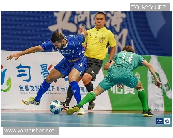 杭州足球队强势领跑联赛积分榜以63分稳居第一名 杭州足球队强势领跑联赛积分榜以63分稳居第一名