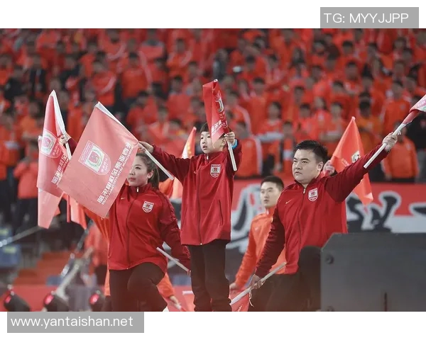 中超联赛发展历程回顾与展望:从初创到国际化的蜕变之路 中超联赛发展历程回顾与展望:从初创到国际化的蜕变之路