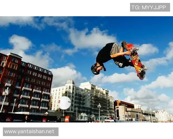 李丽的滑板人生：从街头少年到极限运动的追梦者